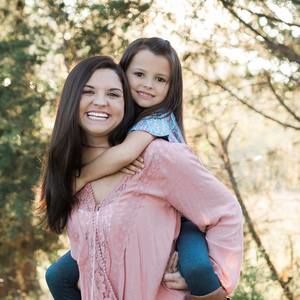 Meet your Posher, Kendra